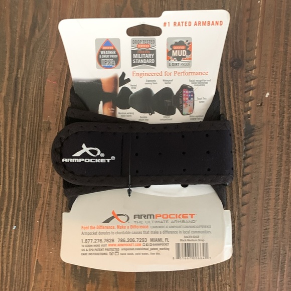 Armpocket Racer Edge Armband - Black - Picture 2 of 2